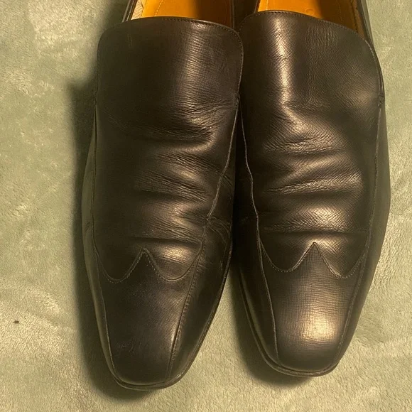 Gucci Black Leather Men's Slip-On Loafers - Picture 8 of 16